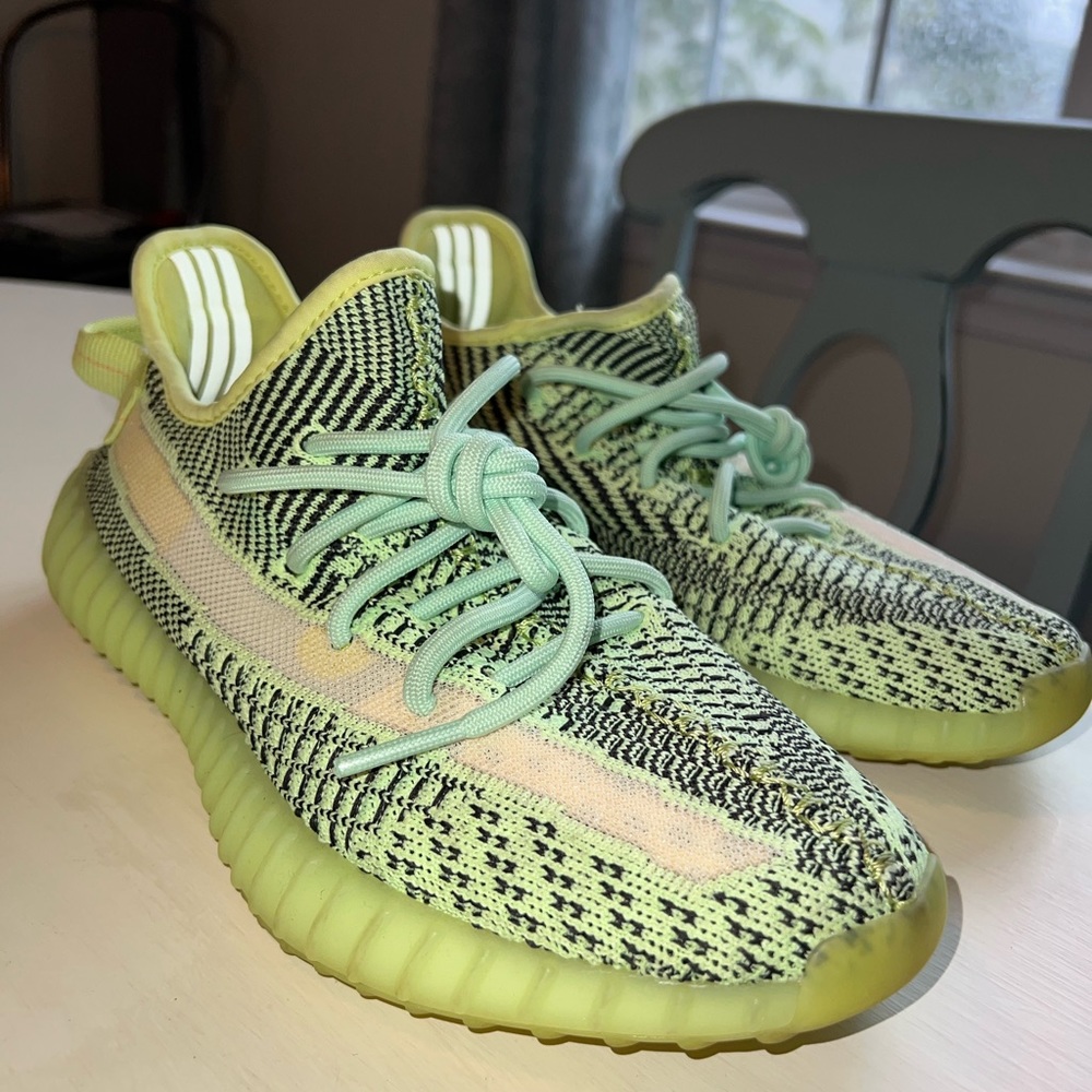 Yeezy Sneakers